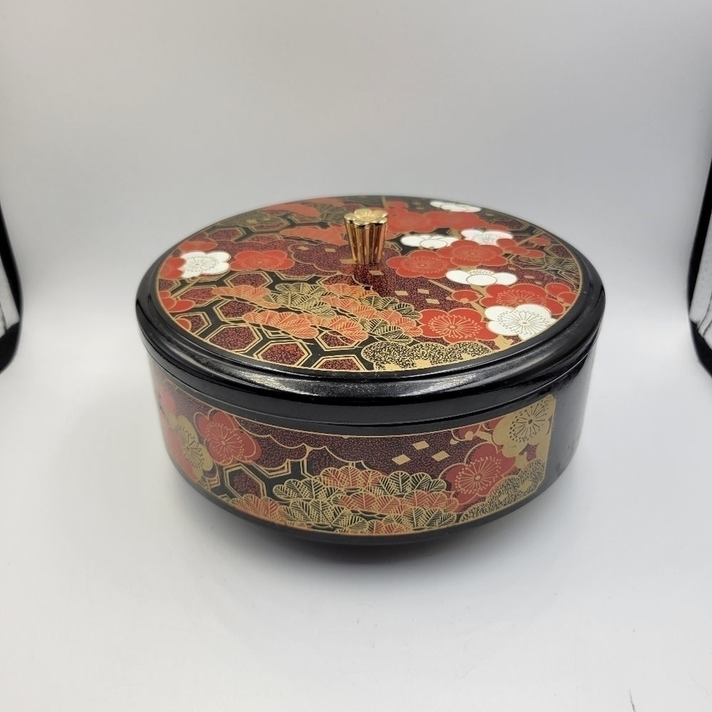 Vintage Japanese Chrysanthemum Lidded Container